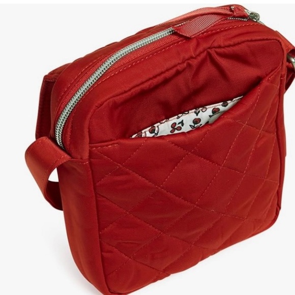 NWT Vera Bradley Women's Performance Twill
Small Crossbody - Picture 4 of 7
